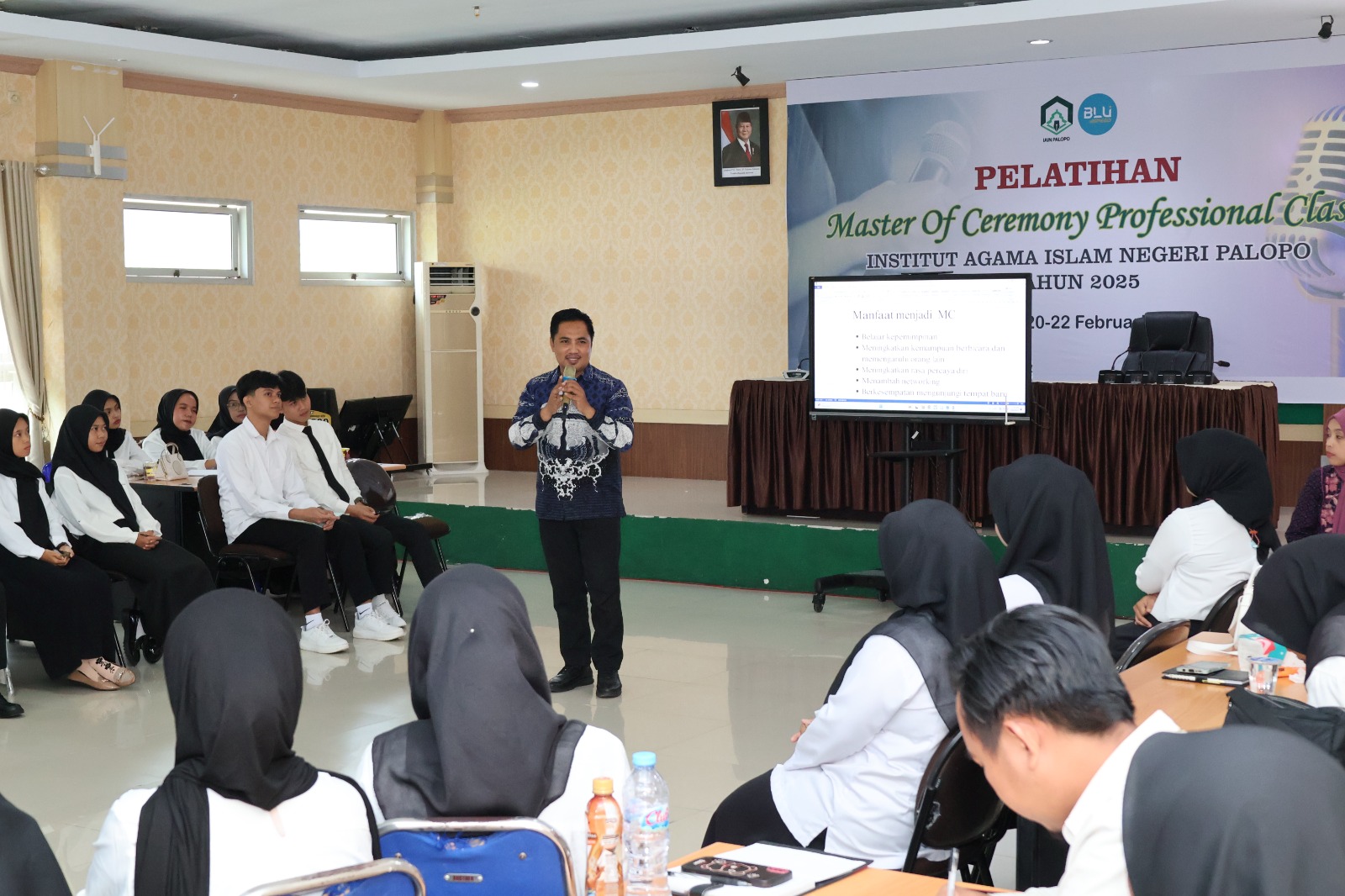 IAIN Palopo Selenggarakan Pelatihan MC Profesional untuk Mahasiswa dan Staf