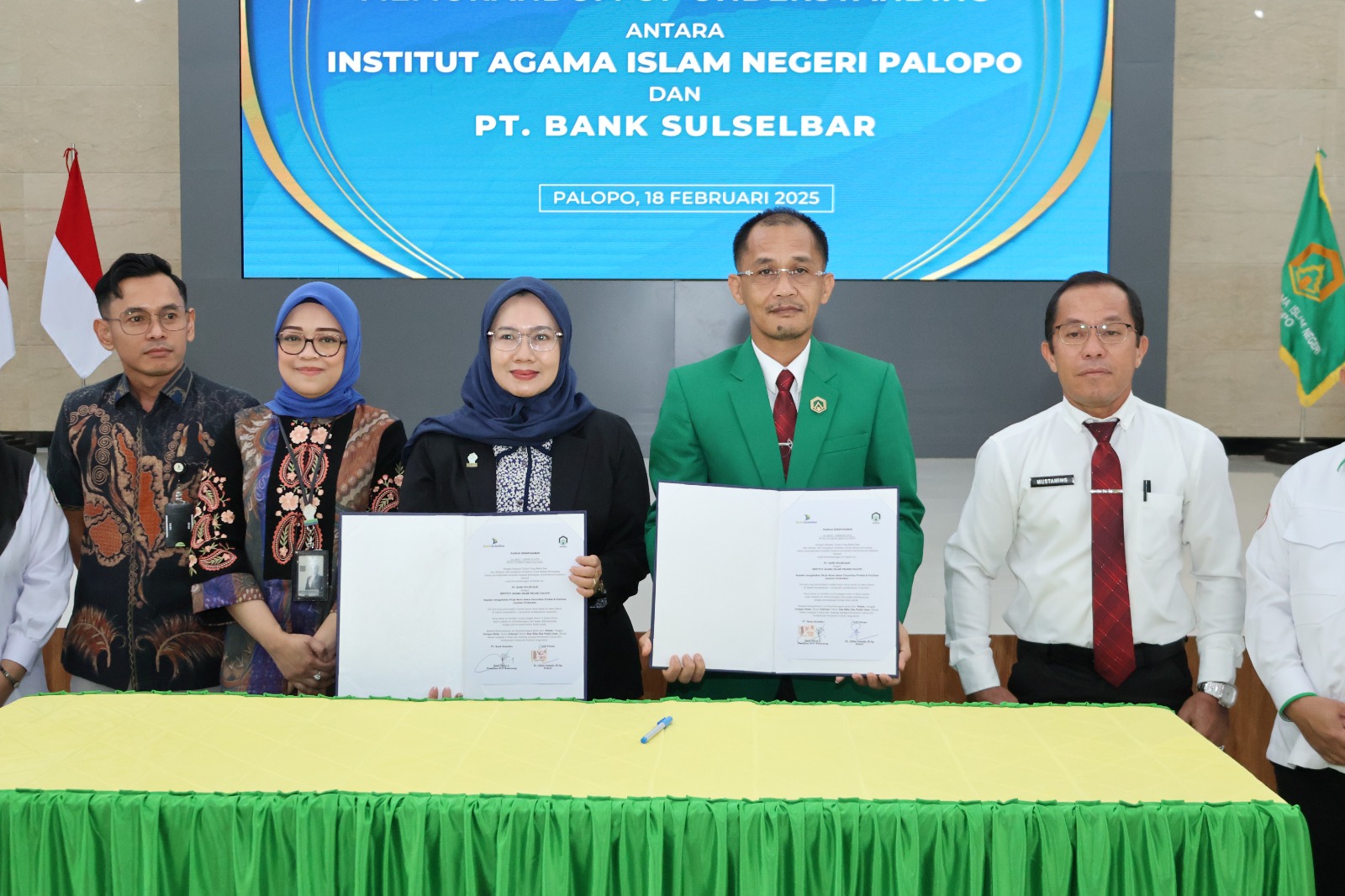 Komitmen Peningkatan Layanan Perbankan, IAIN Palopo & Bank Sulselbar Teken MoU