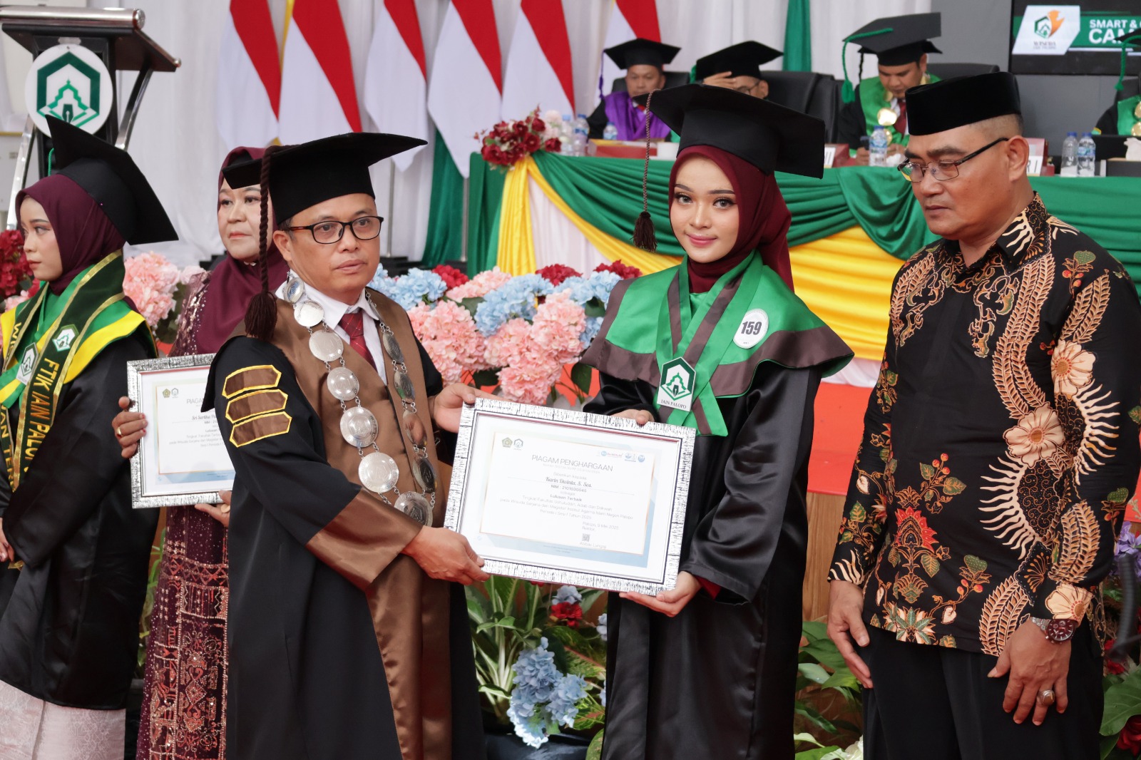 Karin Dwinta Mahasiswi Prodi BKI, Alumnus Terbaik IAIN Palopo (Kini UIN Palopo)