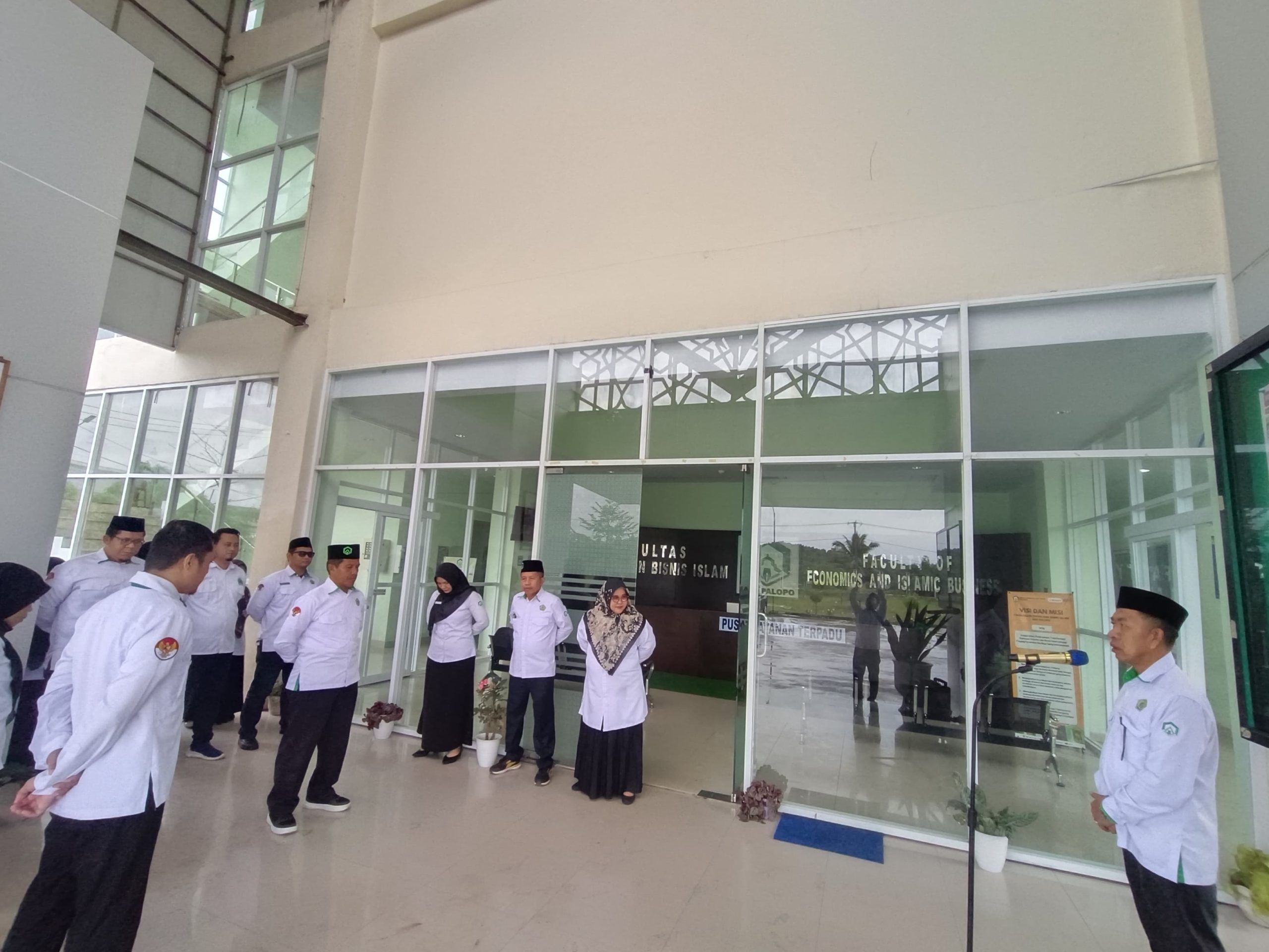 Apel Pagi FEBI UIN Palopo Pacu Kedisiplinan dan Semangat Keislaman
