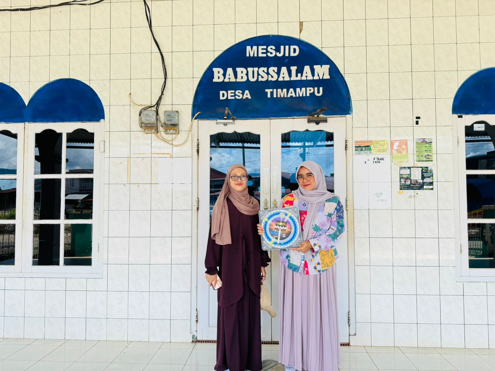 Tim Dosen HKI UIN Palopo Fasilitasi Pengukuran Arah Kiblat Masjid di Luwu Timur