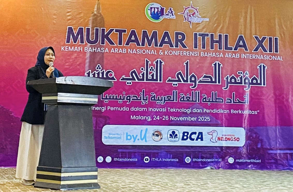 Perkuat Jejaring Akademik, Mahasiswa PBA FTIK UIN Palopo Ikuti Muktamar ITHLA XII di Malang