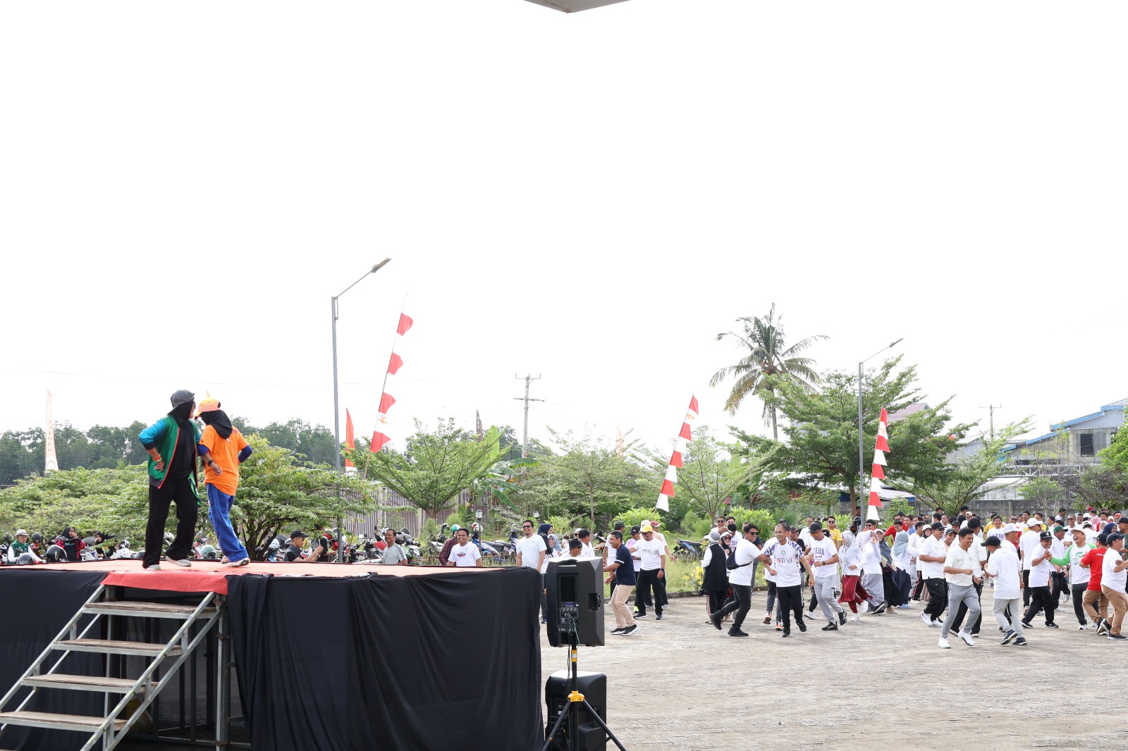 Semarak HAB ke-80 Kemenag RI, Sivitas Akademika UIN Palopo Ikuti Berbagai Lomba dan Senam Sehat