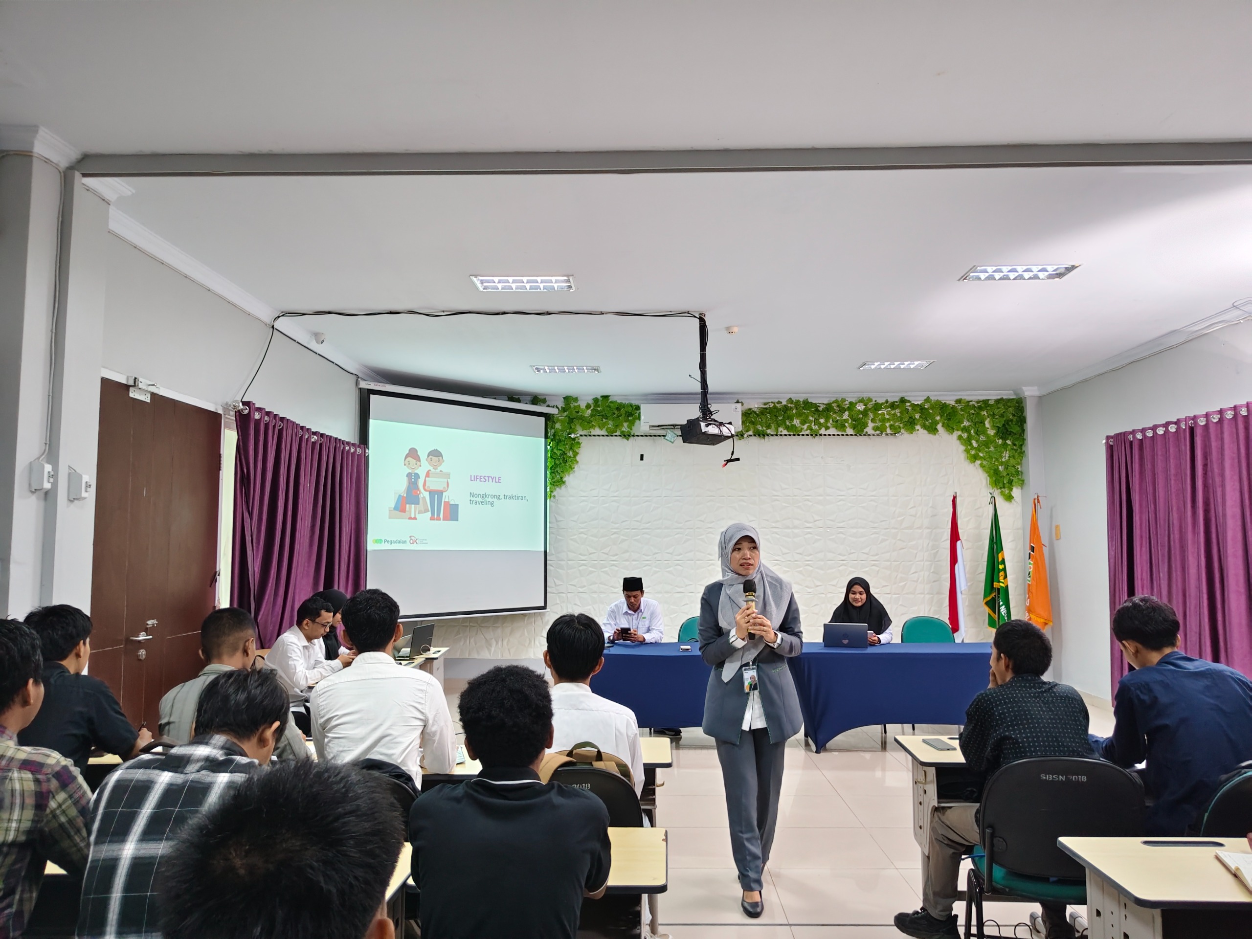 Kolaborasi FEBI UIN Palopo–Pegadaian Syariah Luwu, Hadirkan Edukasi Keuangan bagi Mahasiswa