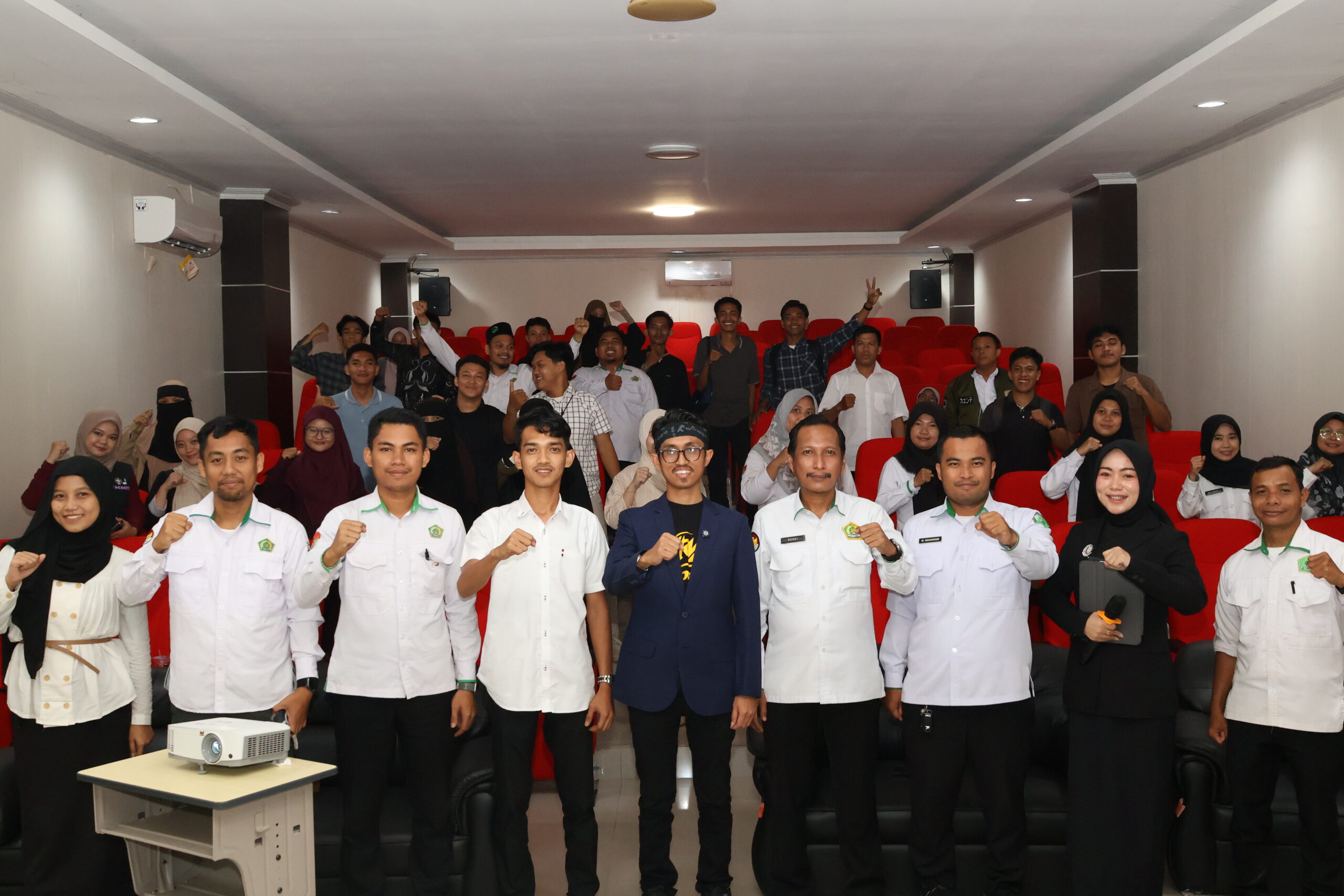 Perkuat Kapasitas Humas, UIN Palopo Hadirkan Rijal Djamal dalam Kegiatan Refreshment