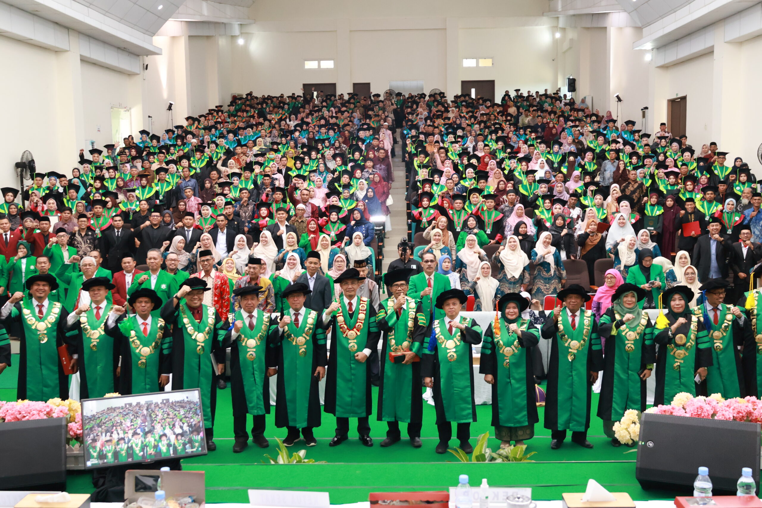 Menteri Agama RI Beri Ucapan Khusus, Wisuda UIN Palopo Berlangsung Khidmat