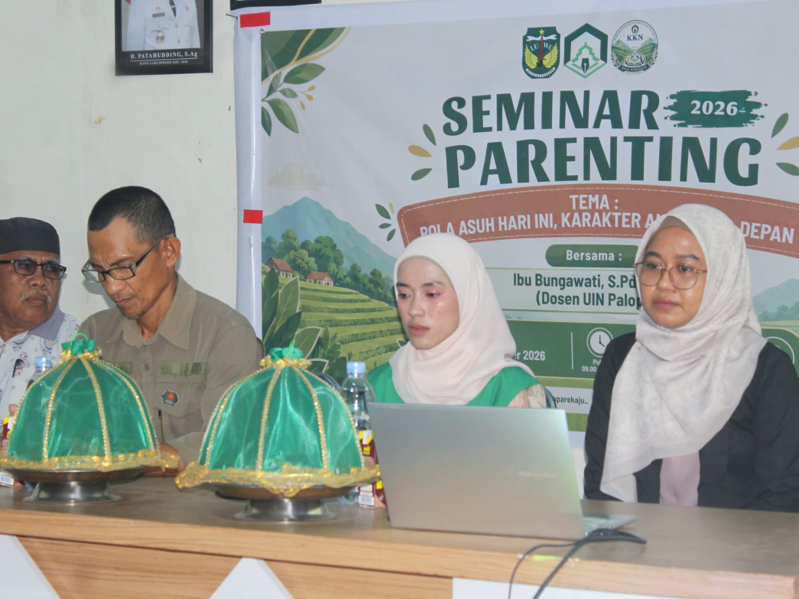 Mahasiswa KKN UIN Palopo Posko 21 Edukasi Pola Asuh Anak di Desa Parekaju