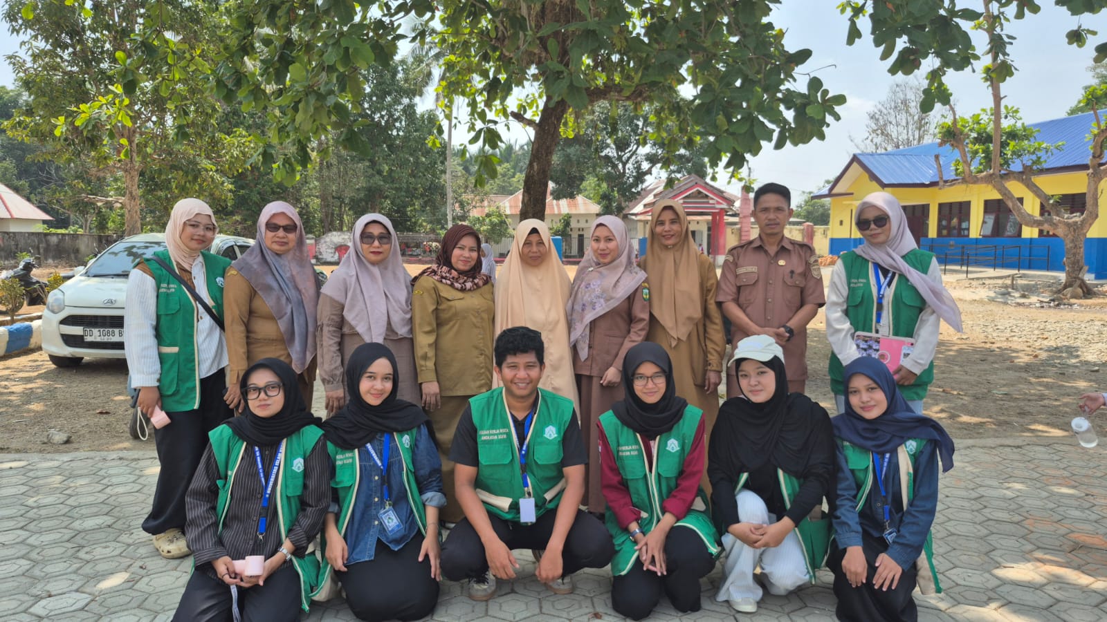 Kelompok 24 KKN UIN Palopo Perkuat Kesadaran Lingkungan Berbasis Ekoteologi di Salutubu