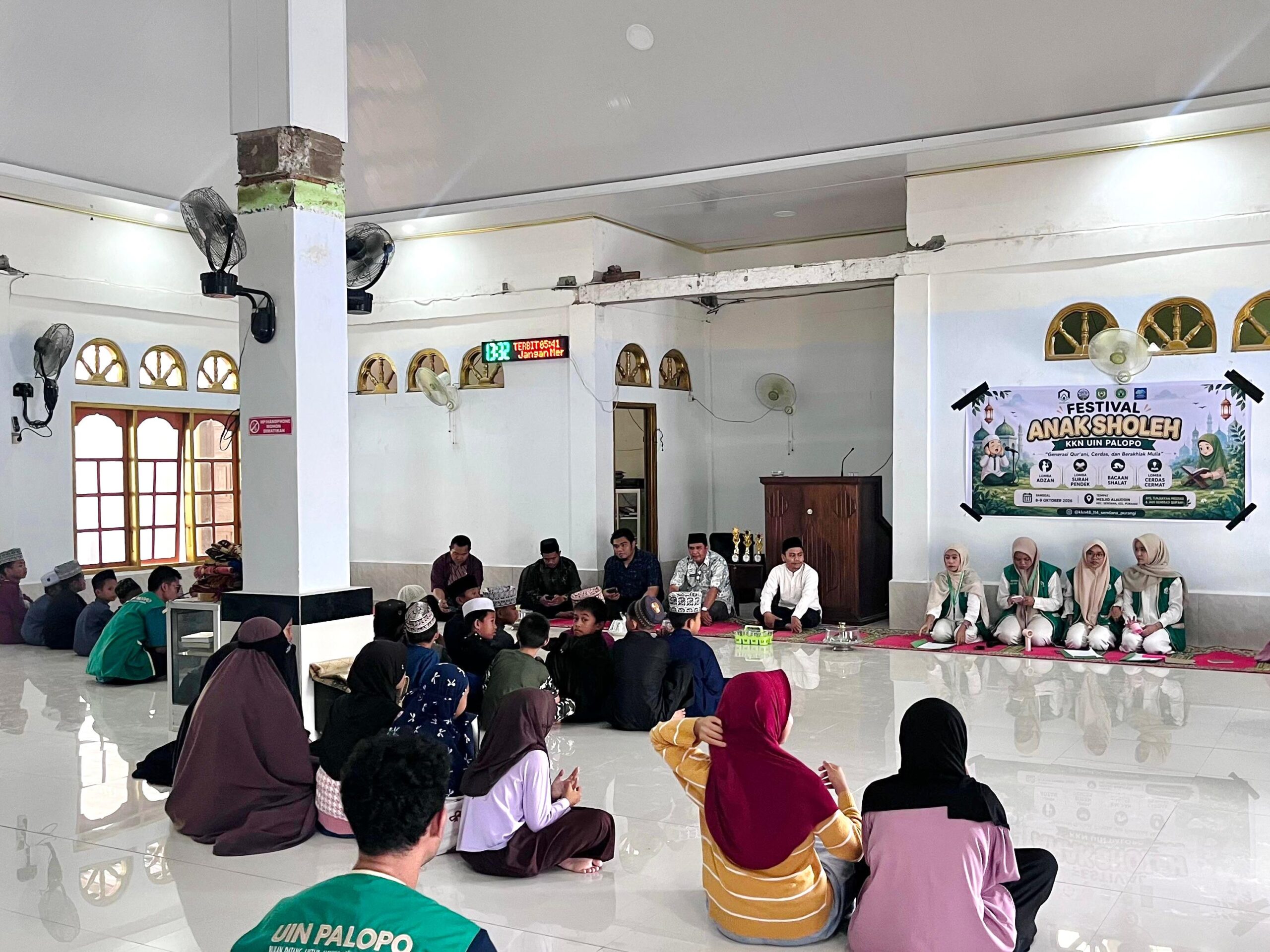 Camat Sendana Apresiasi Festival Anak Shaleh Mahasiswa KKN UIN Palopo Kelompok 114